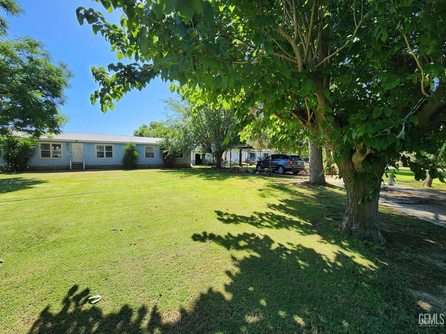 2.35 Acres of Residential Land with Home for Sale in Bakersfield, California