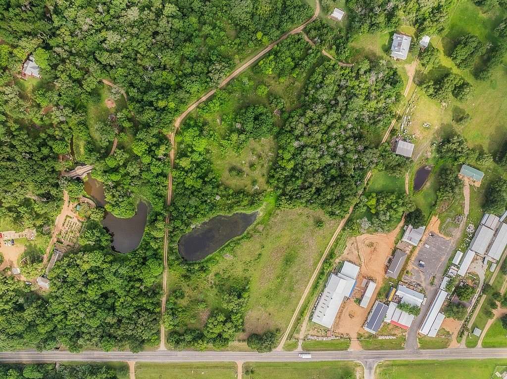 10 Acres of Land for Sale in Round Top, Texas