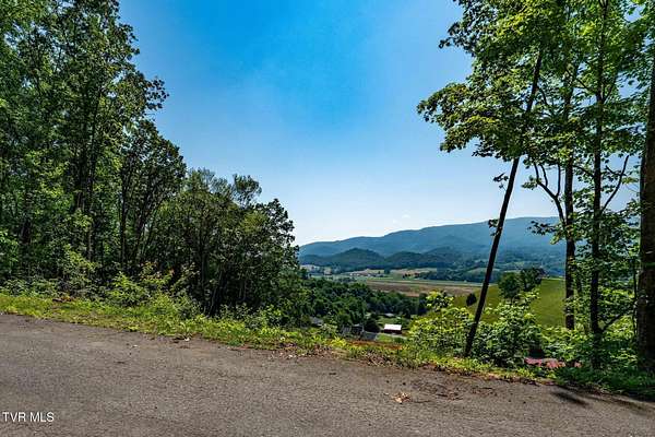 4.14 Acres of Residential Land for Sale in Mountain City, Tennessee