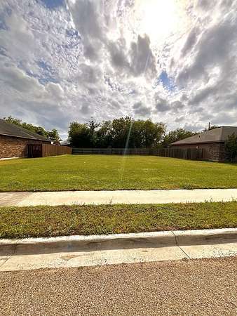 0.14 Acres of Residential Land for Sale in Beeville, Texas