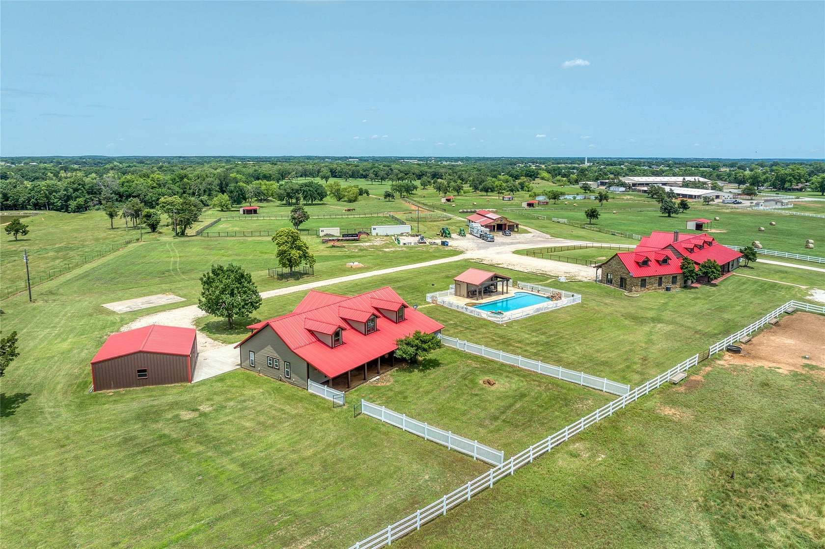 63 Acres of Land with Home for Sale in Whitesboro, Texas