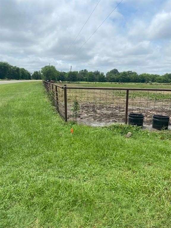 1.5 Acres of Land for Sale in Greenville, Texas