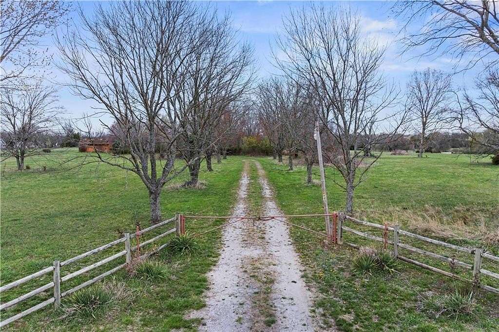 24.6 Acres of Recreational Land for Sale in Overland Park, Kansas