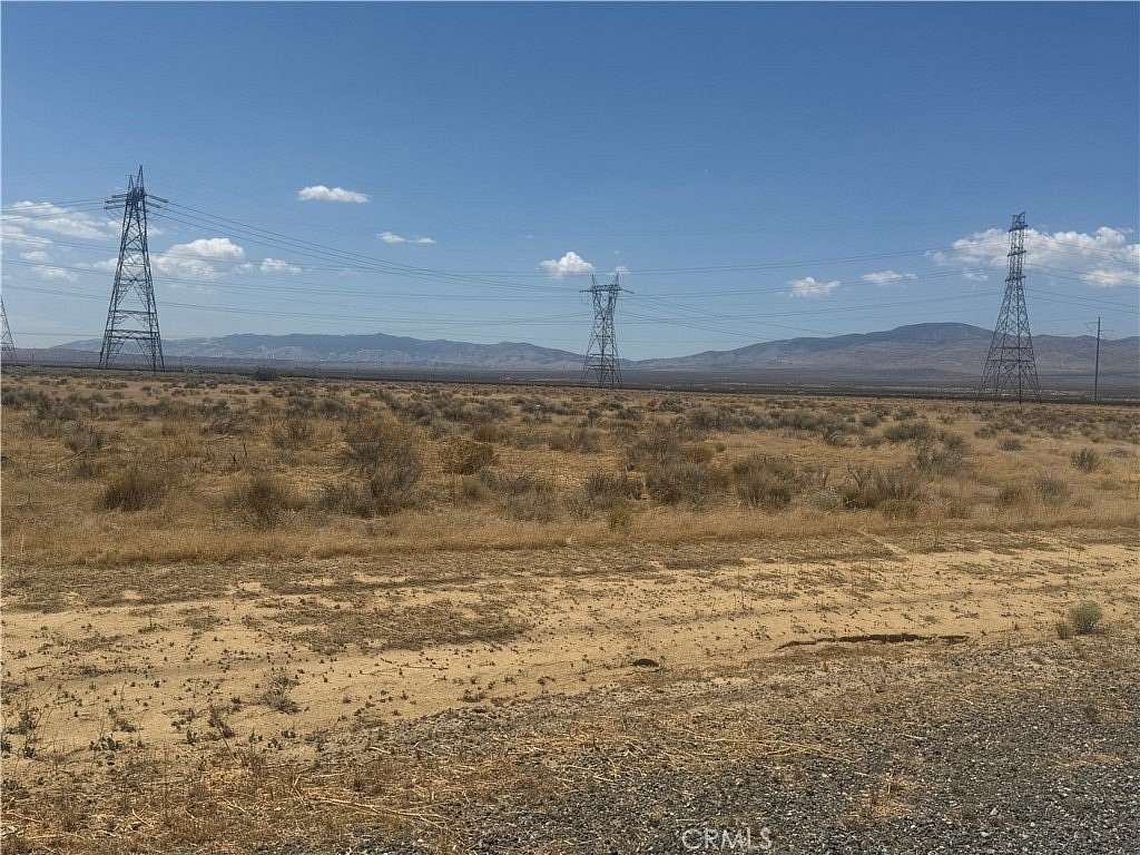 2.6 Acres of Residential Land for Sale in Rosamond, California