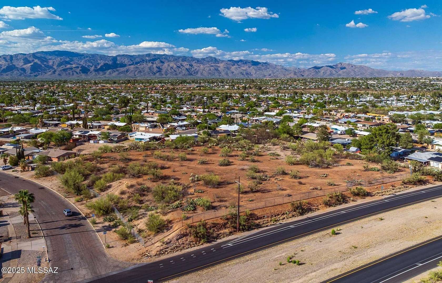 3.1 Acres of Mixed-Use Land for Sale in Tucson, Arizona