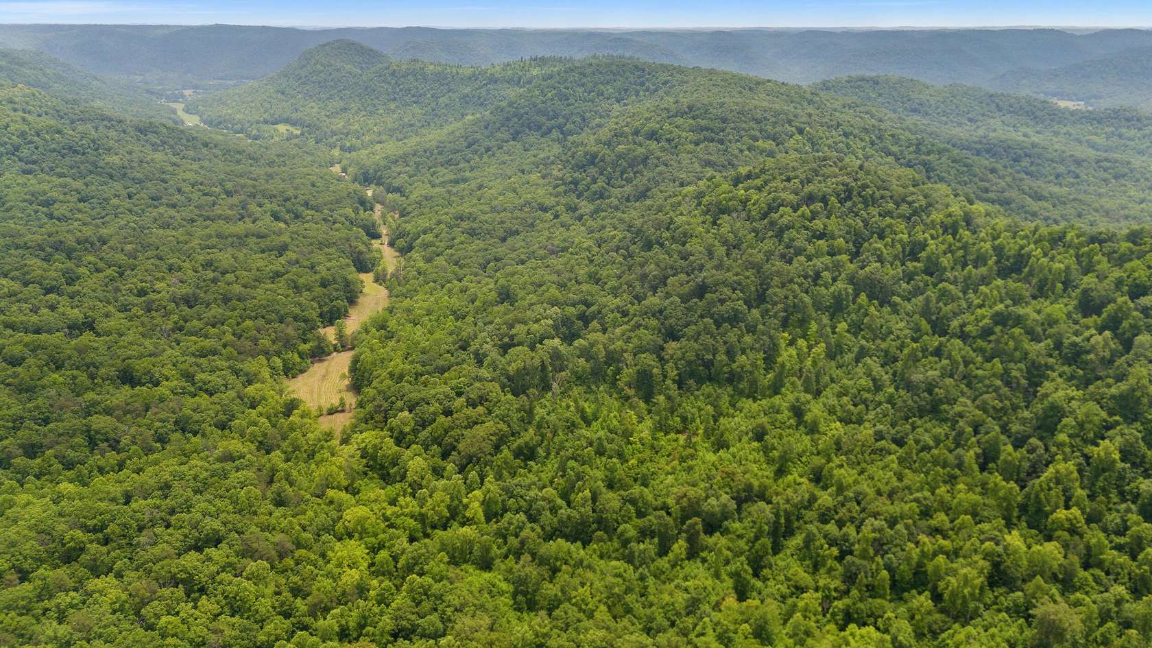 500 Acres of Recreational Land for Sale in Irvine, Kentucky