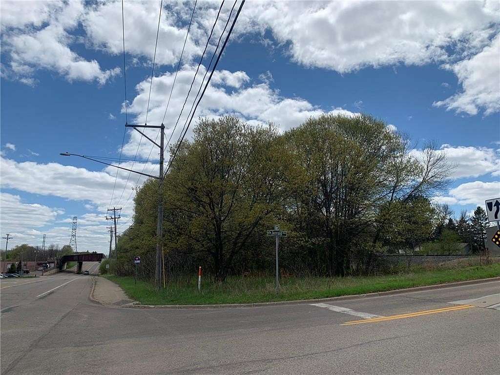 0.34 Acres of Commercial Land for Sale in Shoreview, Minnesota