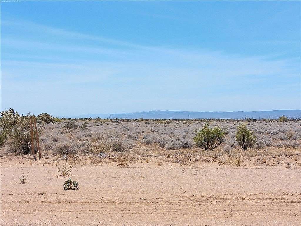 1 Acre of Residential Land for Sale in Golden Valley, Arizona
