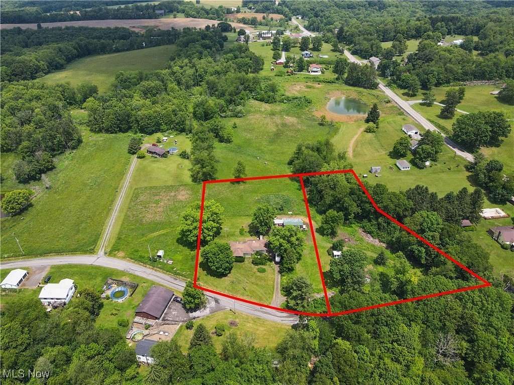 3.72 Acres of Residential Land with Home for Sale in Negley, Ohio