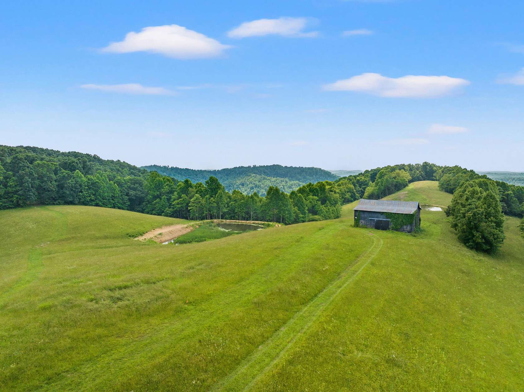 158 Acres of Land for Sale in Mount Vernon, Kentucky