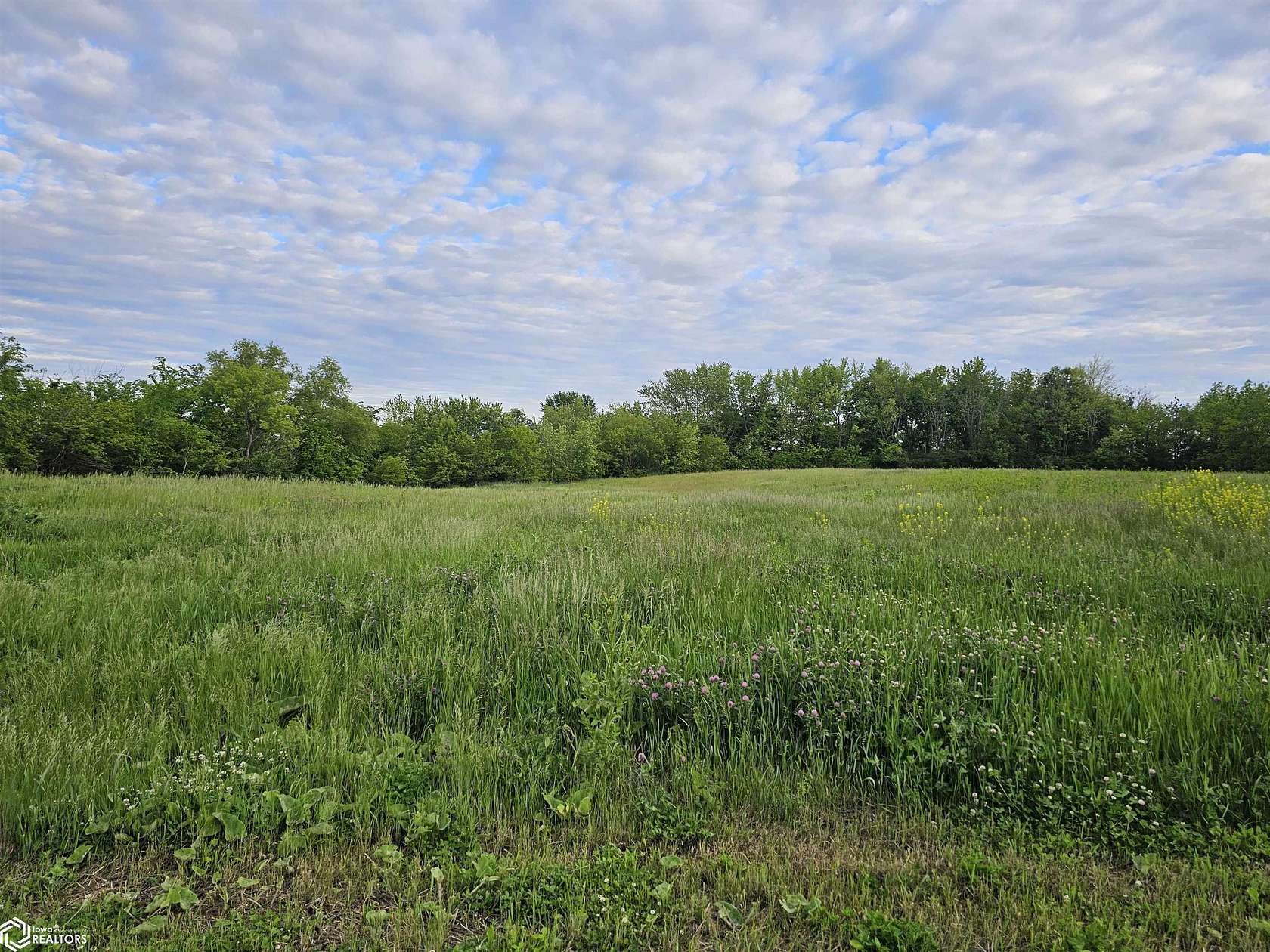 3 Acres of Residential Land for Sale in Grinnell, Iowa