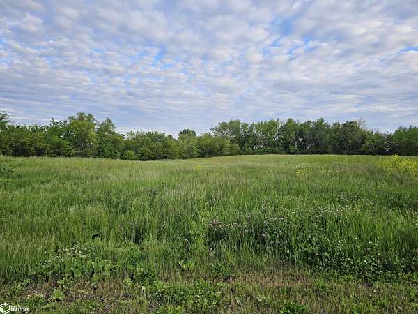 3 Acres of Residential Land for Sale in Grinnell, Iowa