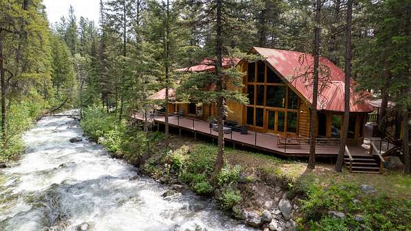 6 Acres of Residential Land with Home for Sale in Victor, Montana