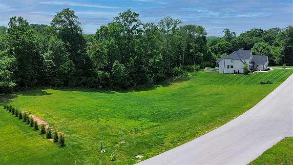 1.1 Acres of Residential Land for Sale in Bowling Green, Kentucky