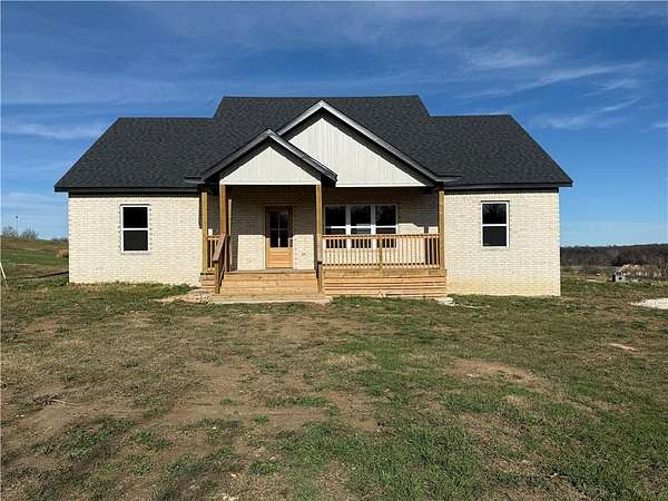 4 Acres of Residential Land with Home for Sale in Summers, Arkansas