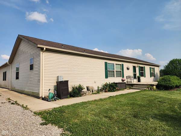 2.44 Acres of Residential Land with Home for Sale in Columbus, Indiana