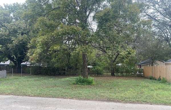 0.09 Acres of Residential Land for Sale in Cleburne, Texas