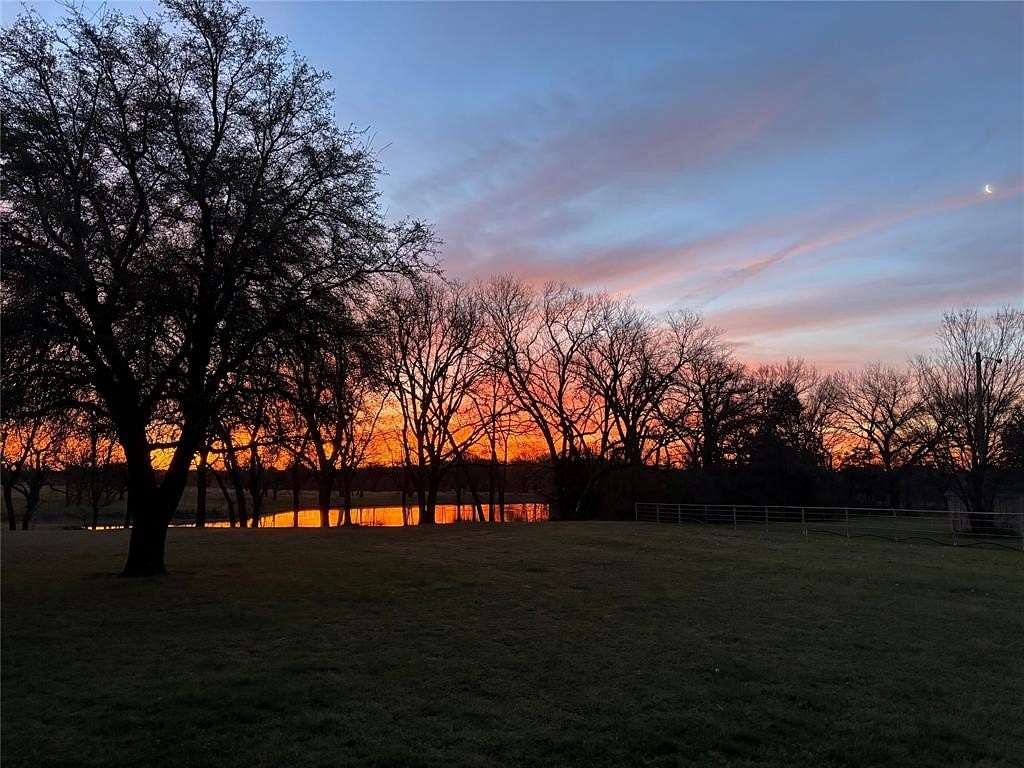 2 Acres of Residential Land with Home for Sale in Gainesville, Texas