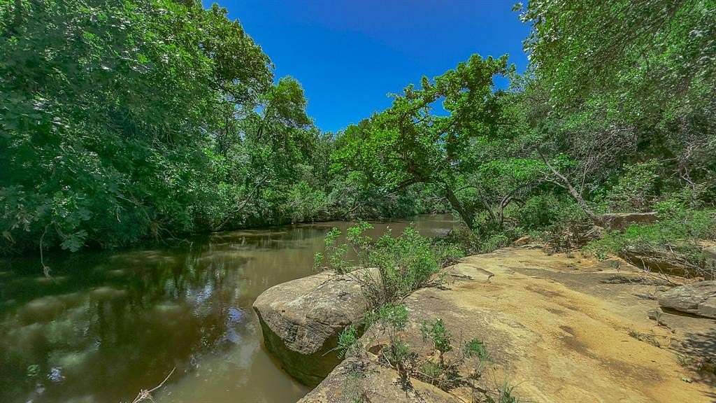 286 Acres of Land for Sale in Perrin, Texas