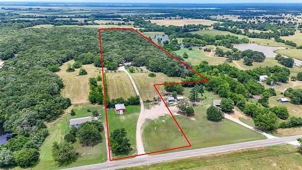 23.4 Acres of Recreational Land with Home for Sale in Sulphur Bluff, Texas
