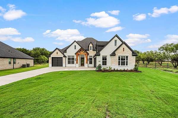2 Acres of Residential Land with Home for Sale in Aledo, Texas