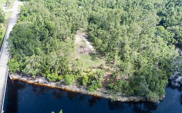 6.8 Acres of Residential Land for Sale in Jasper, Florida
