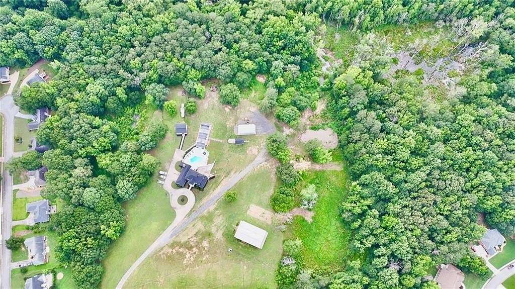 12 Acres of Land with Home for Sale in Conyers, Georgia