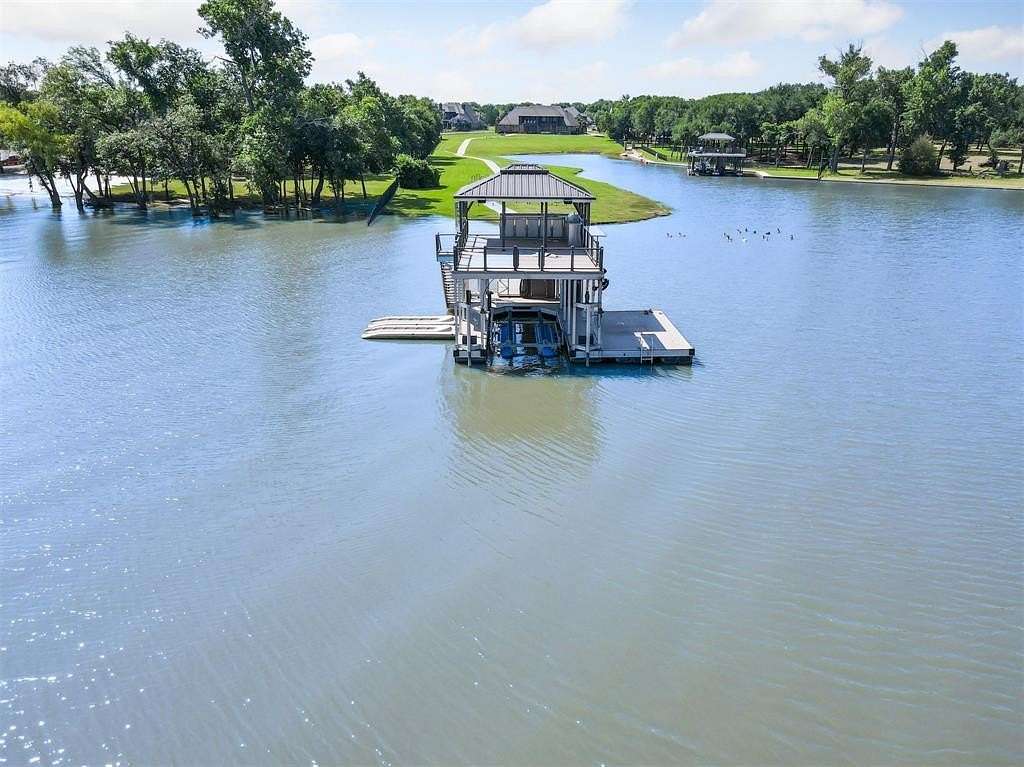 3.74 Acres of Residential Land with Home for Sale in Fort Worth, Texas