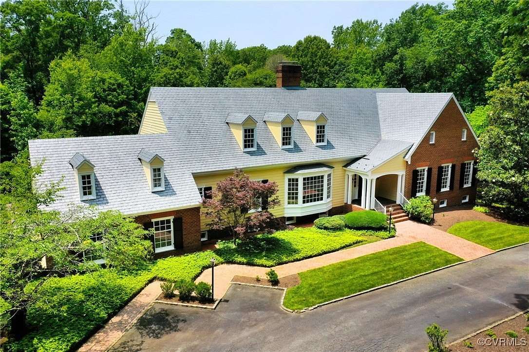 8 Acres of Residential Land with Home for Sale in Richmond, Virginia