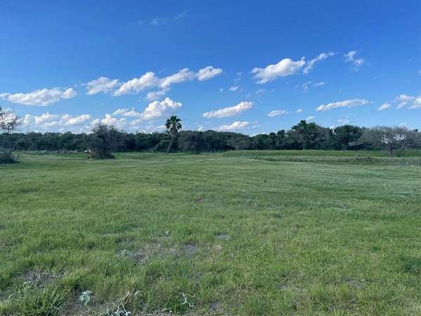 1 Acre of Residential Land for Sale in Aransas Pass, Texas