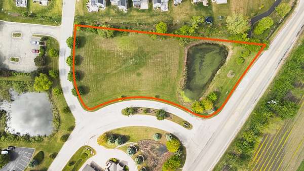 1.29 Acres of Commercial Land for Sale in Hawthorn Woods, Illinois