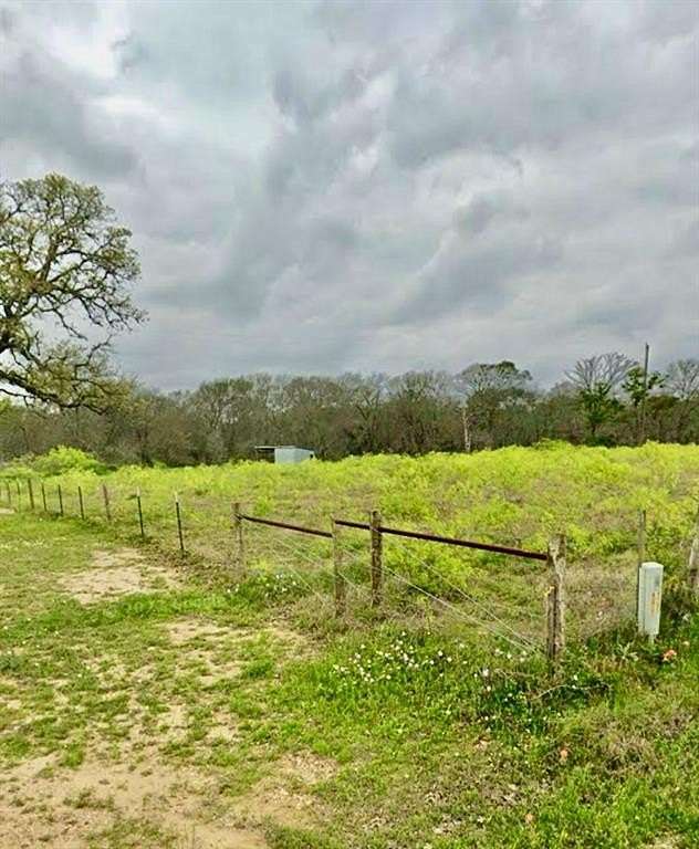 17 Acres of Land for Sale in Ledbetter, Texas