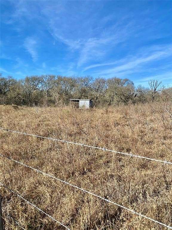 17 Acres of Land for Sale in Ledbetter, Texas