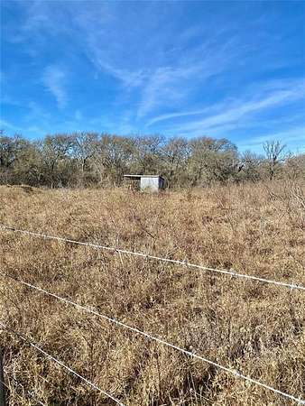 17 Acres of Land for Sale in Ledbetter, Texas