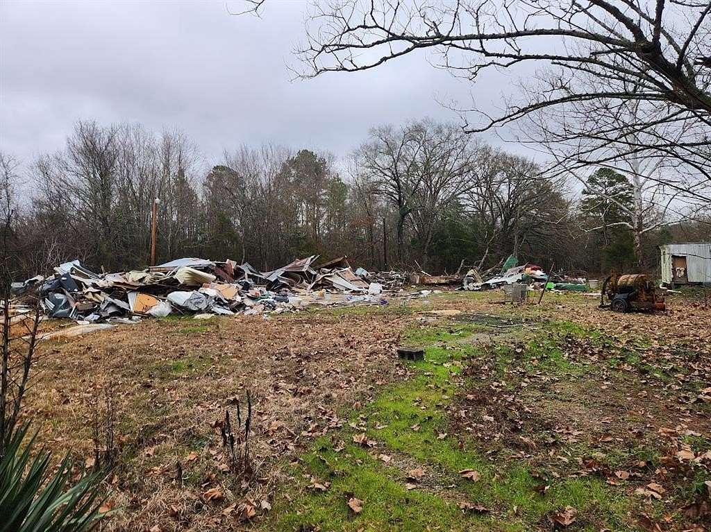 0.32 Acres of Land for Sale in Lindale, Texas