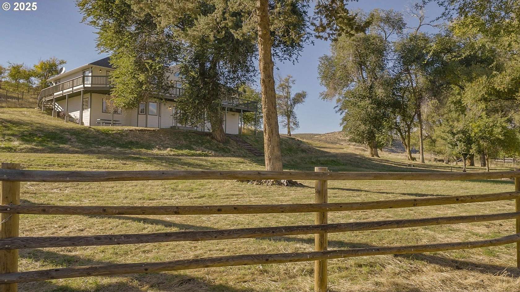 1,778 Acres of Land with Home for Sale in Baker City, Oregon