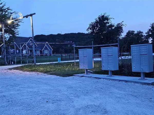 10 Acres of Recreational Land for Sale in Meridian, Texas