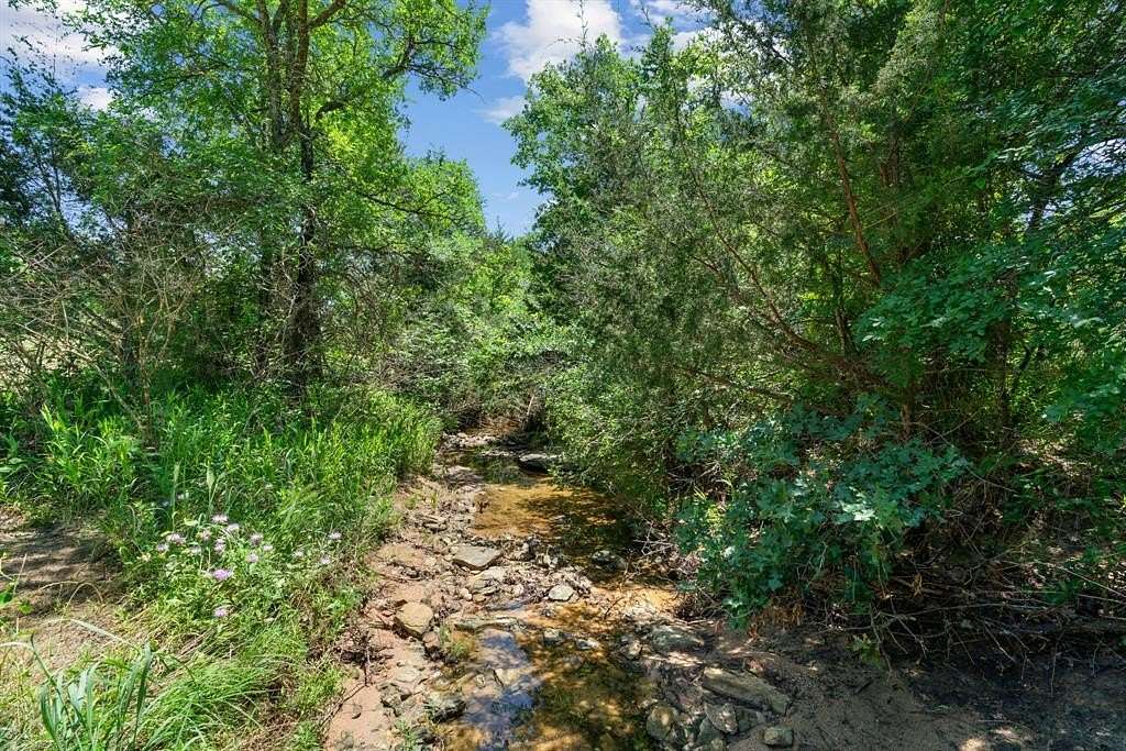 5 Acres of Residential Land for Sale in Chico, Texas