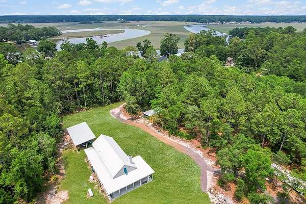 4.22 Acres of Residential Land with Home for Sale in Townsend, Georgia