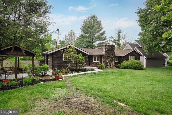 1.77 Acres of Residential Land with Home for Sale in Aldie, Virginia