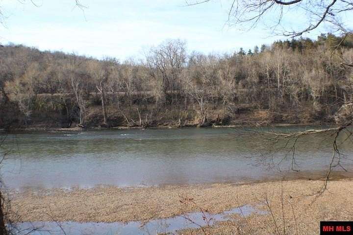 1 Acre of Residential Land for Sale in Norfork, Arkansas