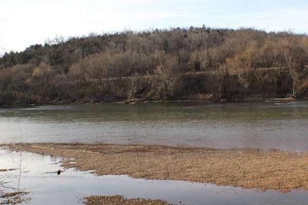 1 Acre of Residential Land for Sale in Norfork, Arkansas