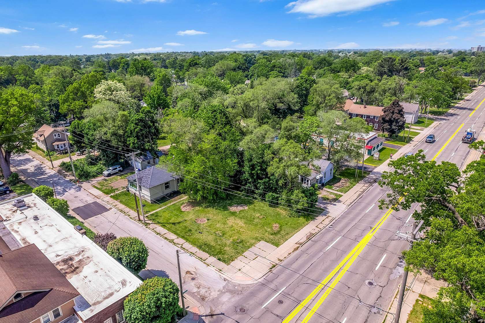 0.13 Acres of Mixed-Use Land for Sale in Muskegon, Michigan