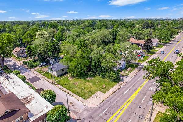 0.13 Acres of Mixed-Use Land for Sale in Muskegon, Michigan