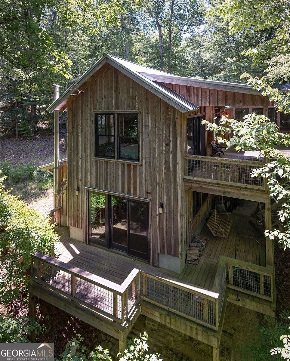 10 Acres of Recreational Land with Home for Sale in Bowman, Georgia