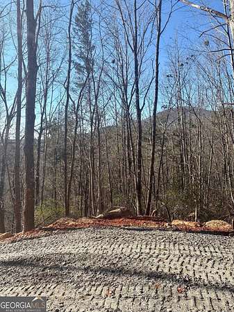 2.23 Acres of Land for Sale in Sautee-Nacoochee, Georgia