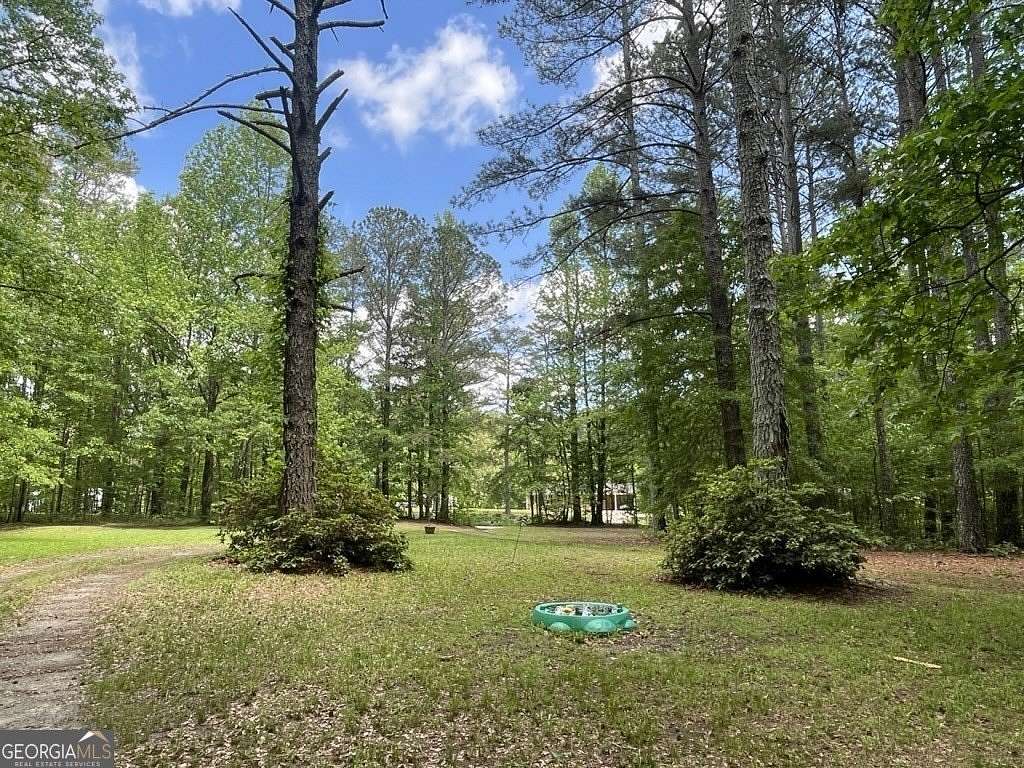 4 Acres of Residential Land with Home for Sale in Bogart, Georgia