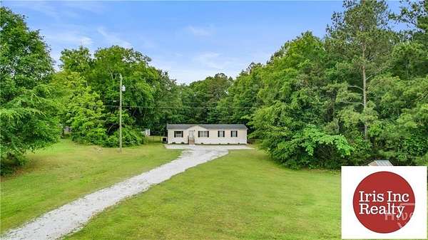 22.5 Acres of Recreational Land with Home for Sale in Elberton, Georgia