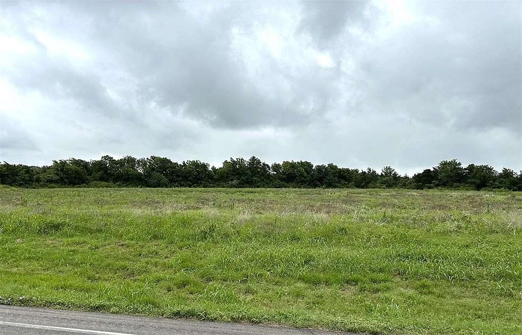 8 Acres of Land for Sale in Round Top, Texas