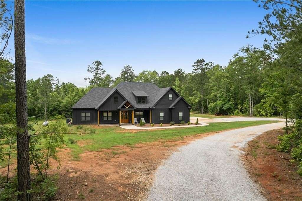 11.3 Acres of Land with Home for Sale in Cusseta, Alabama